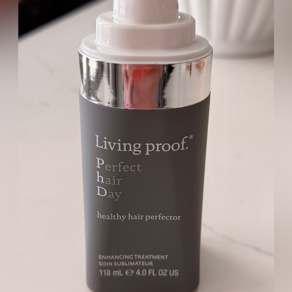 Living Proof Perfect Hair Day Healthy Hair Perfector - Picture 8 of 12